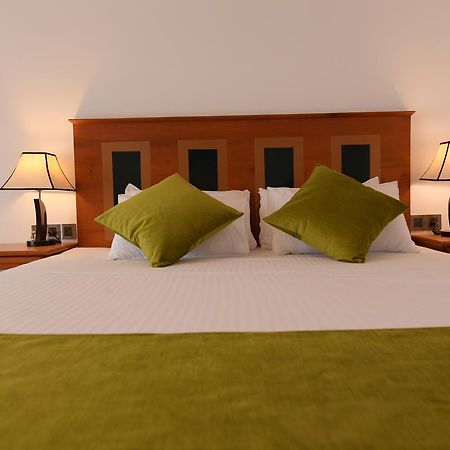 Seasons Hotel Kurunegala Dış mekan fotoğraf