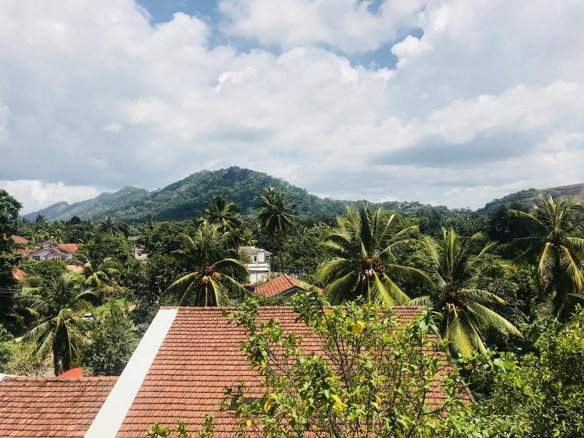 Seasons Hotel Kurunegala Dış mekan fotoğraf